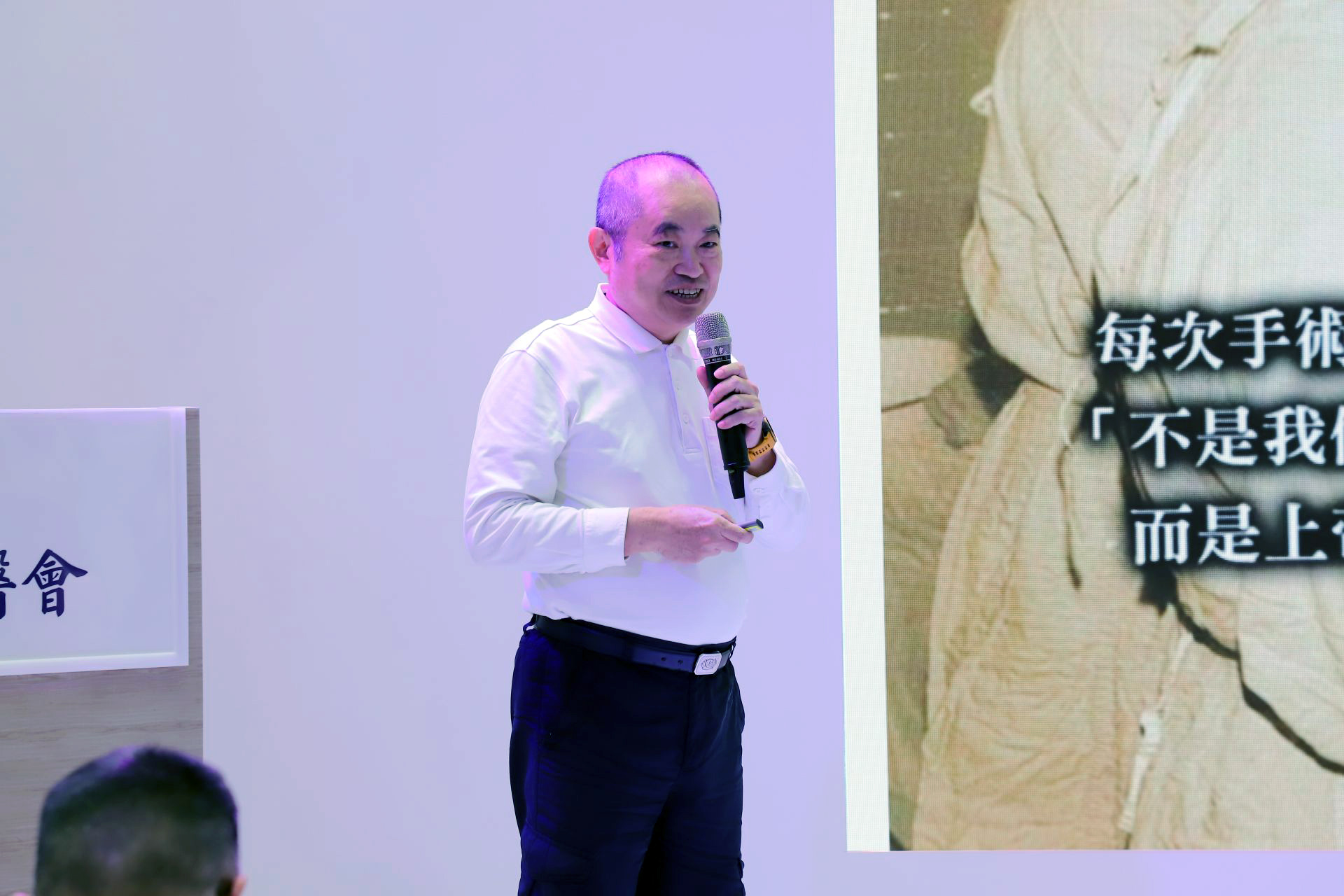 謝金龍醫師分享「發心如初,臺東不遠:身心障礙者及植物人的牙科診療」