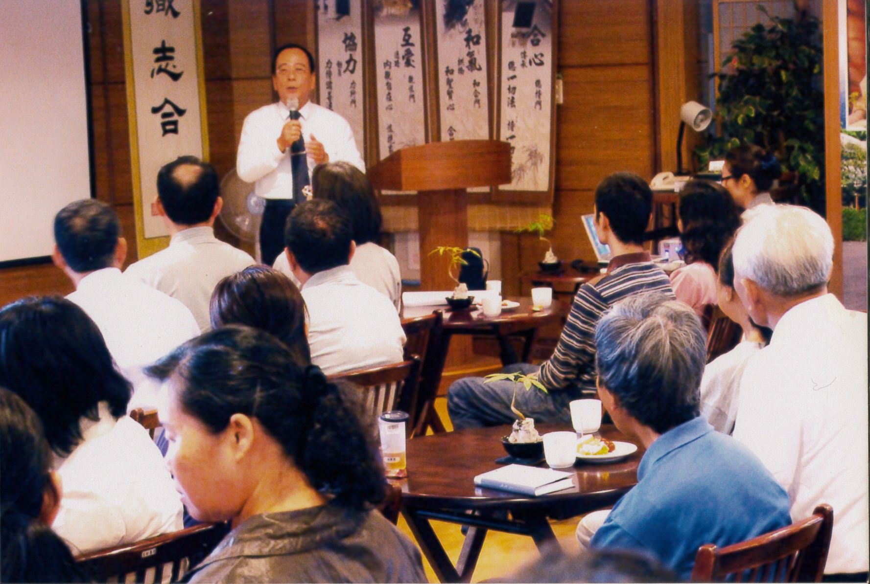 無語良師涂茂興是慈濟志業早期在西部的開路人之一