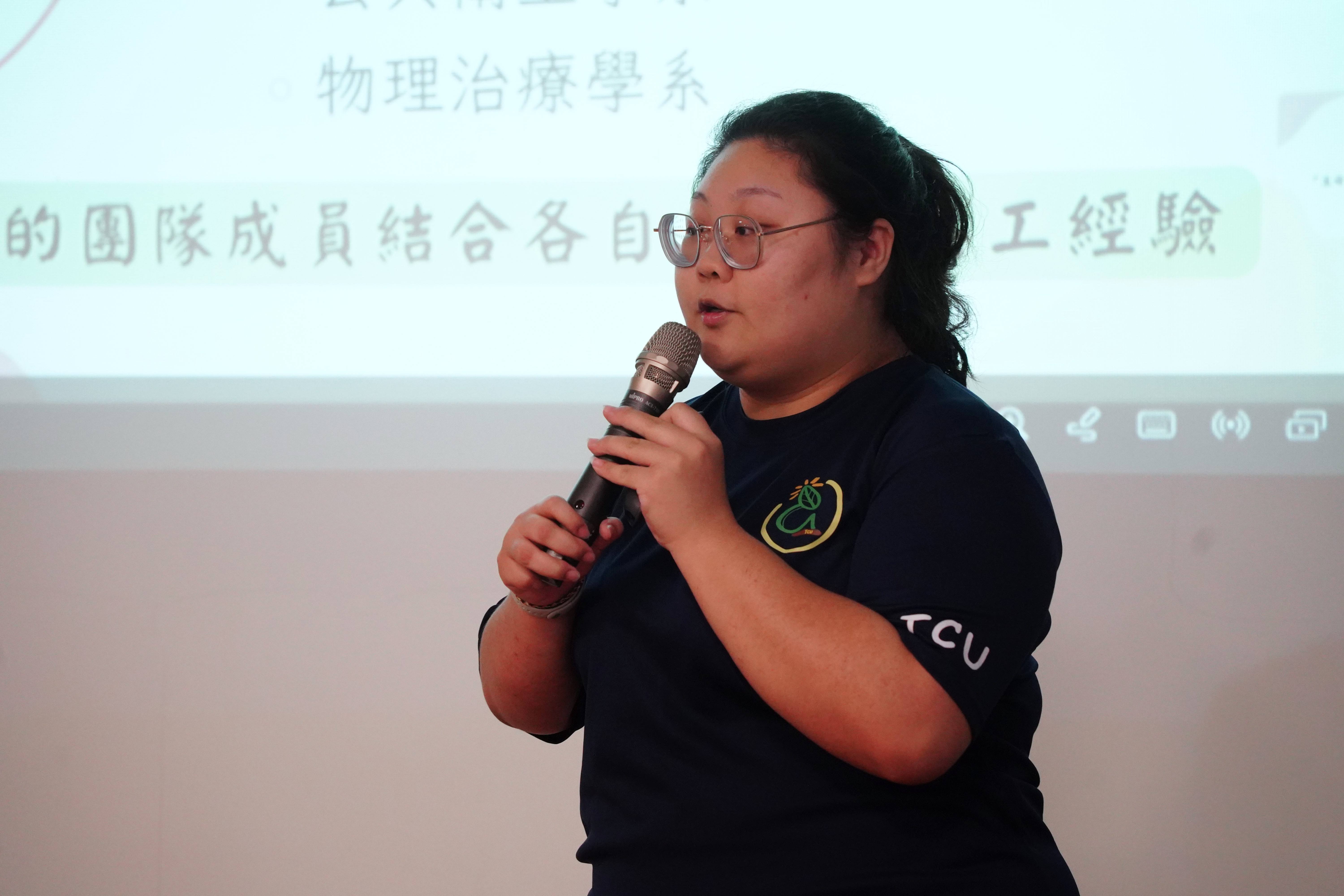 兒家系蔣佳蓉同學分享第二次回到馬來西亞服務，角色轉換成隊長的角色。