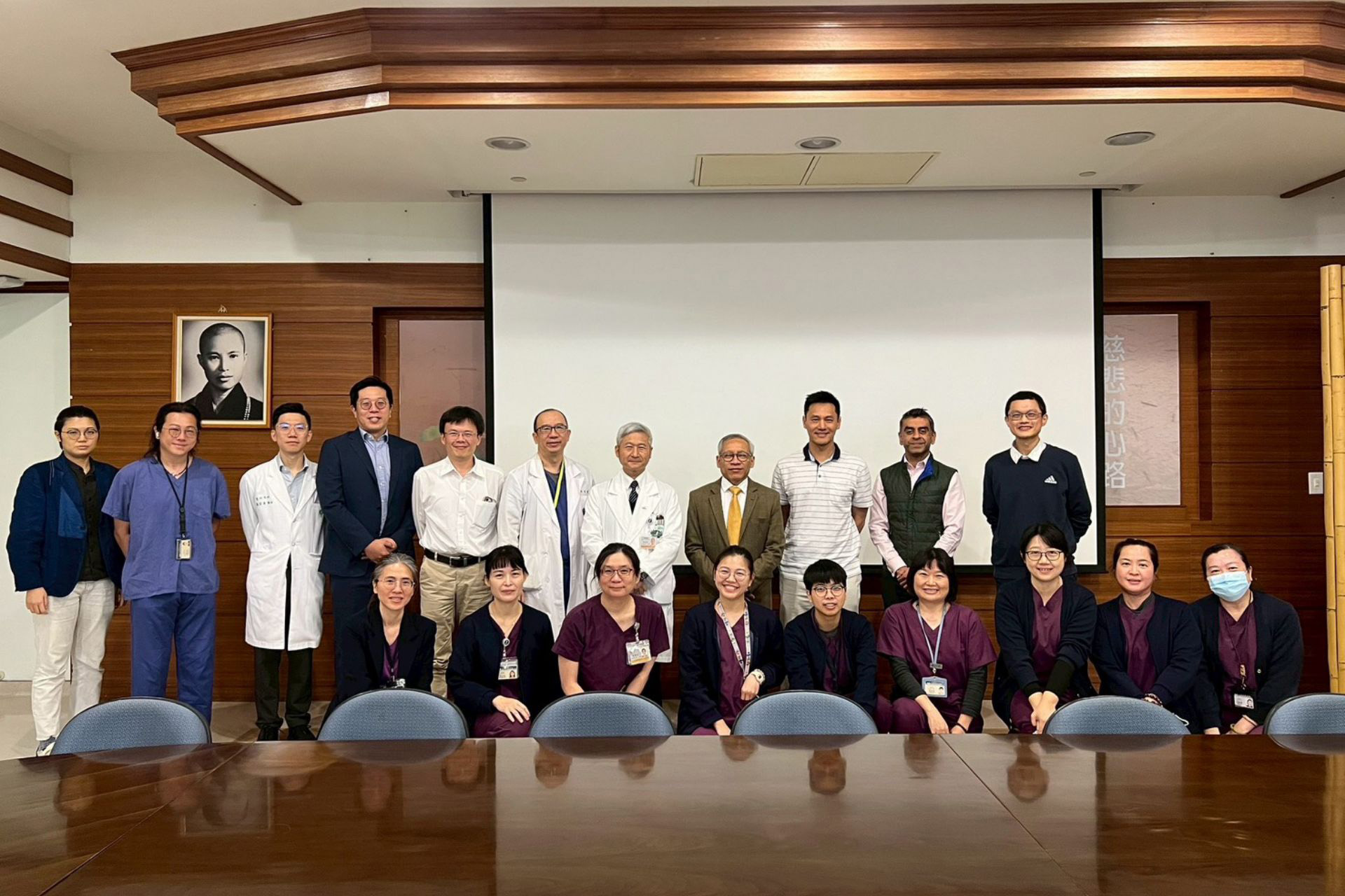 大林慈濟醫院成立25週年,整形外科於今日舉辦國際研討會,聚焦顯微外科領域最新發展與國際趨勢。