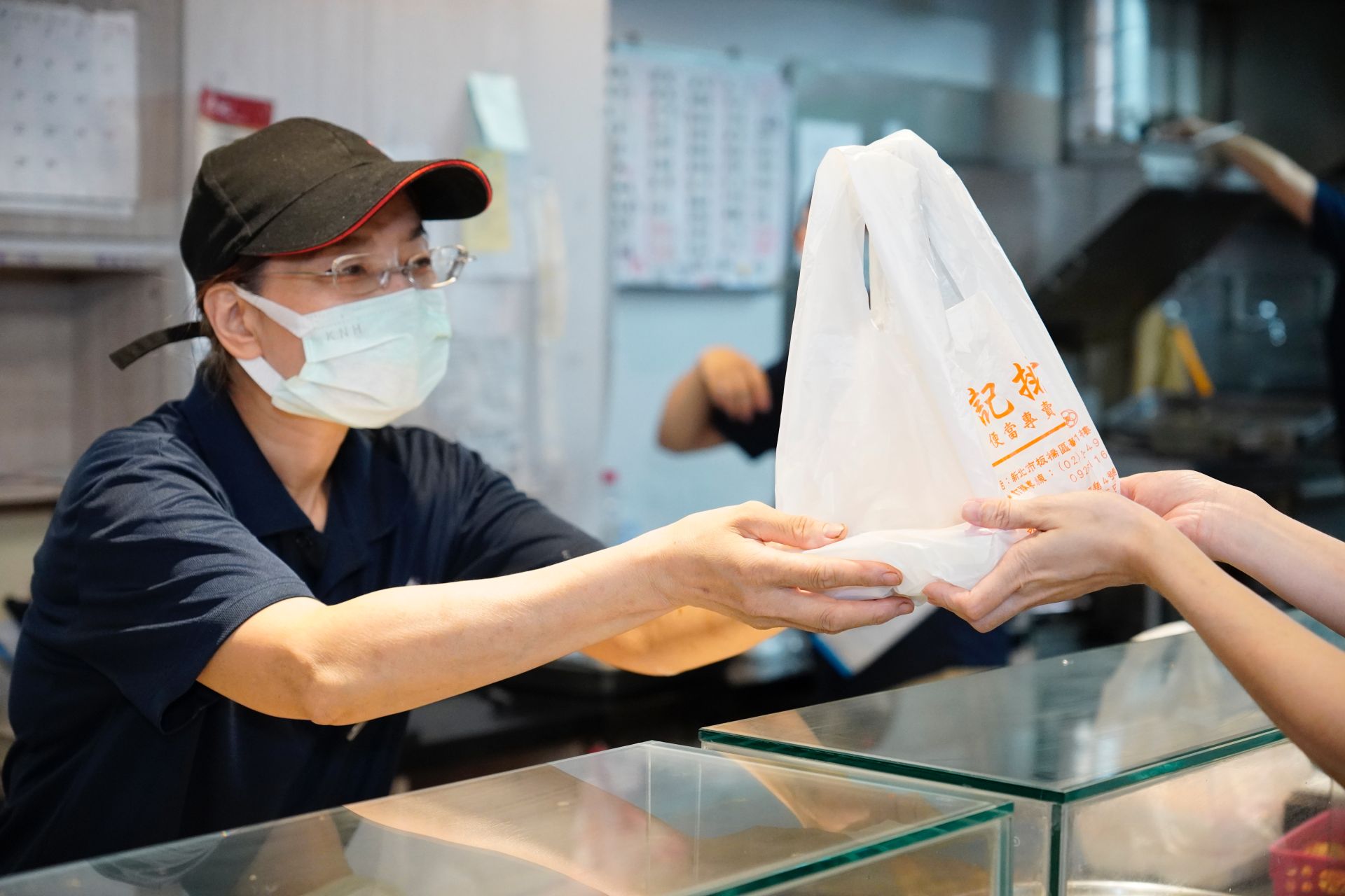 新北待用餐計畫「用一頓飯串起善循環」，累計受益超過72萬人次