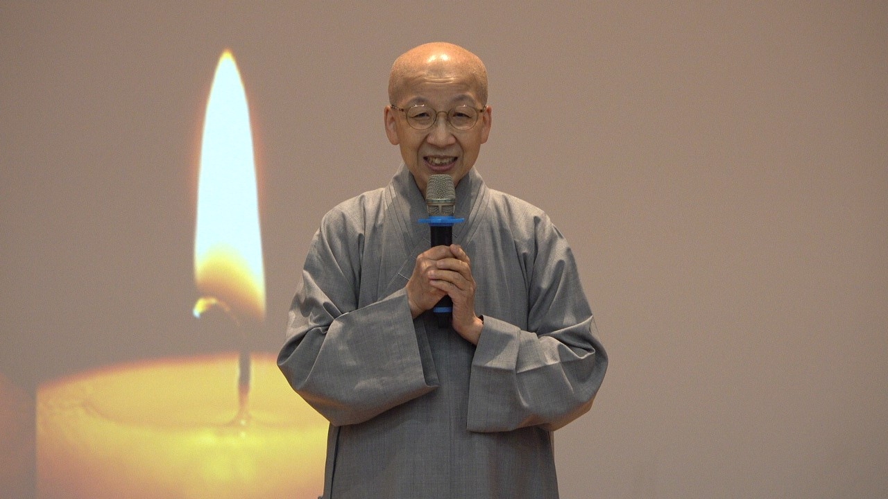 德昕師父以真實故事分享善念的力量,勉勵大家珍惜當下、涵養品格,讓虔誠與感恩成為照亮人生道路的明燈。