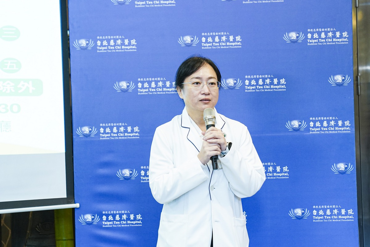 營養科吳晶惠主任表示,講座主題多元,此次共有13位營養師輪番上陣,以不同族群、常見迷思為主軸,進行衛教分享。