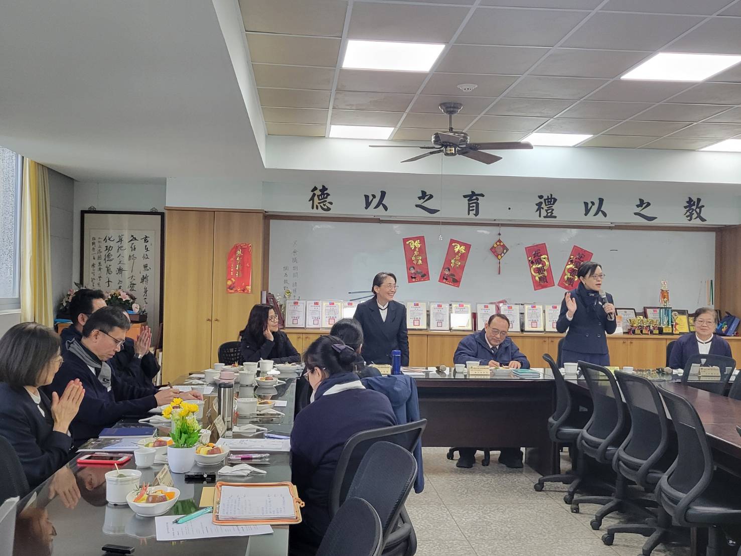慈大校長致詞與介紹慈大團隊