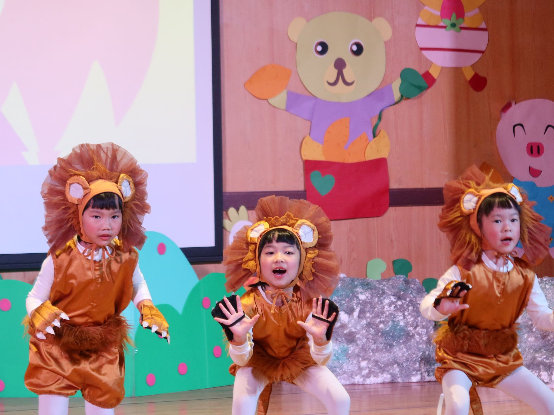 英文戲劇~The kindness of lion