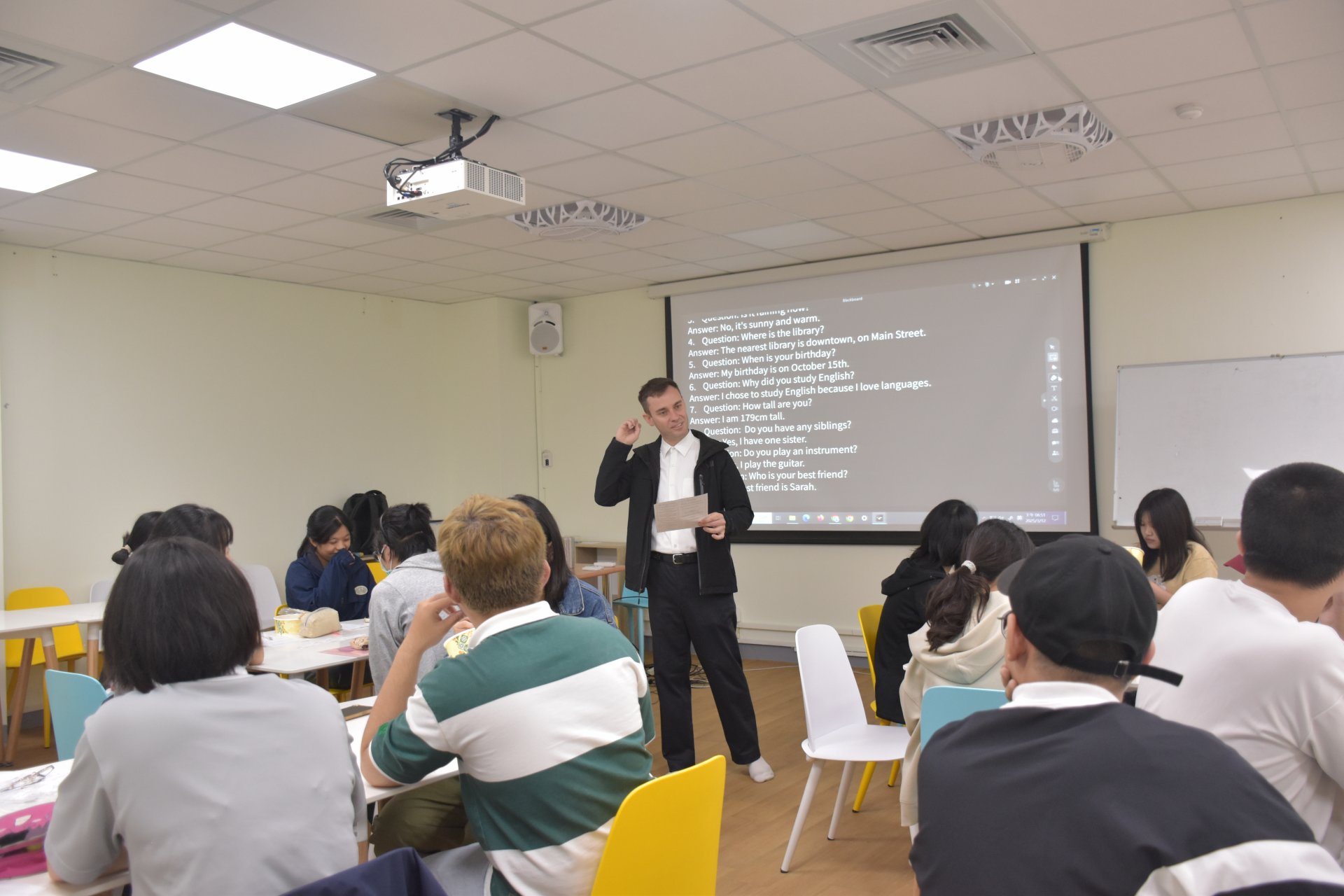 慈大「英語輕鬆講」助學生累積實戰口說力