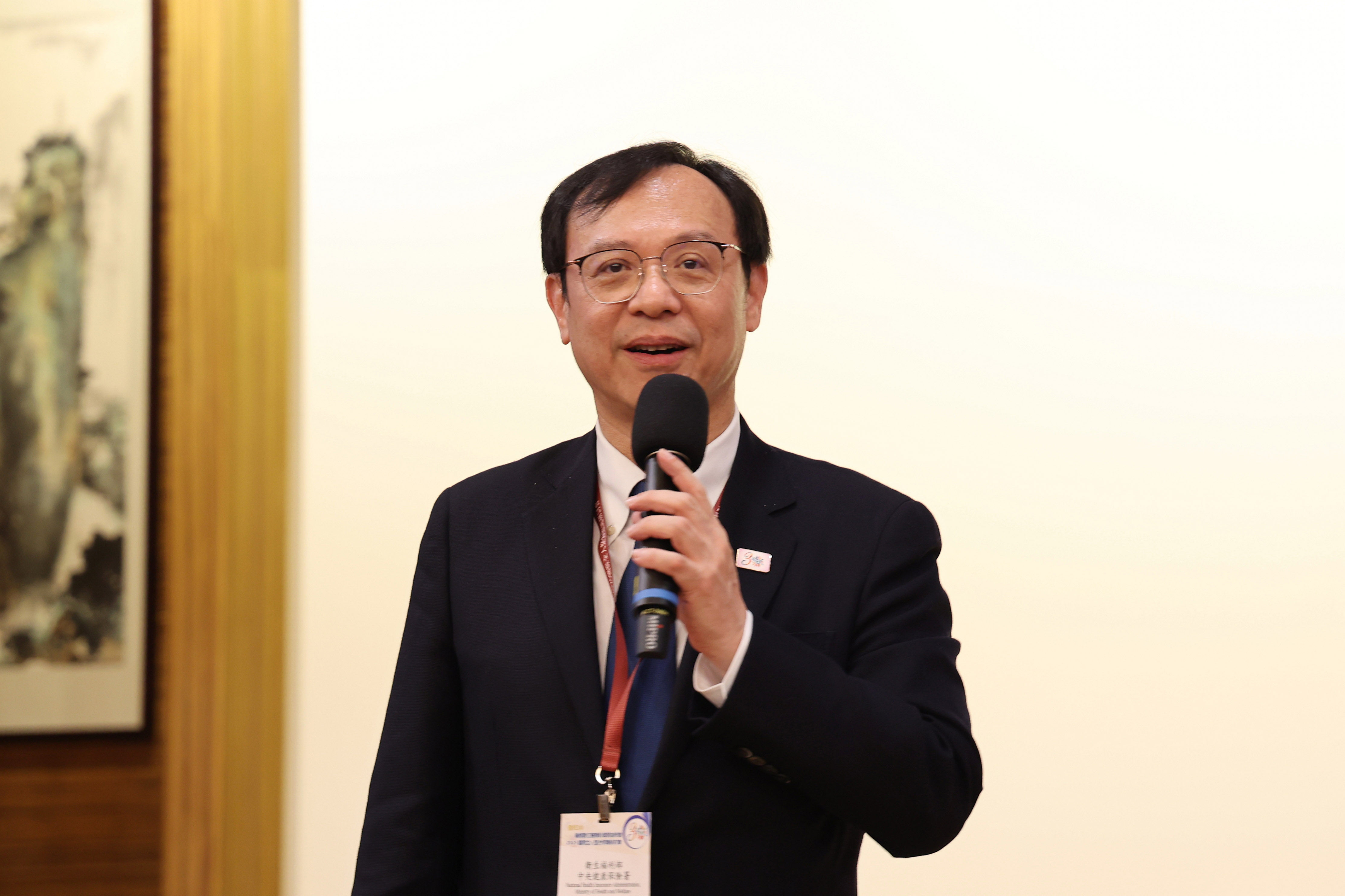 中央健保署署長石崇良表示,感謝無私奉獻、默默守護在偏鄉及山巔海崖間的醫療團隊。