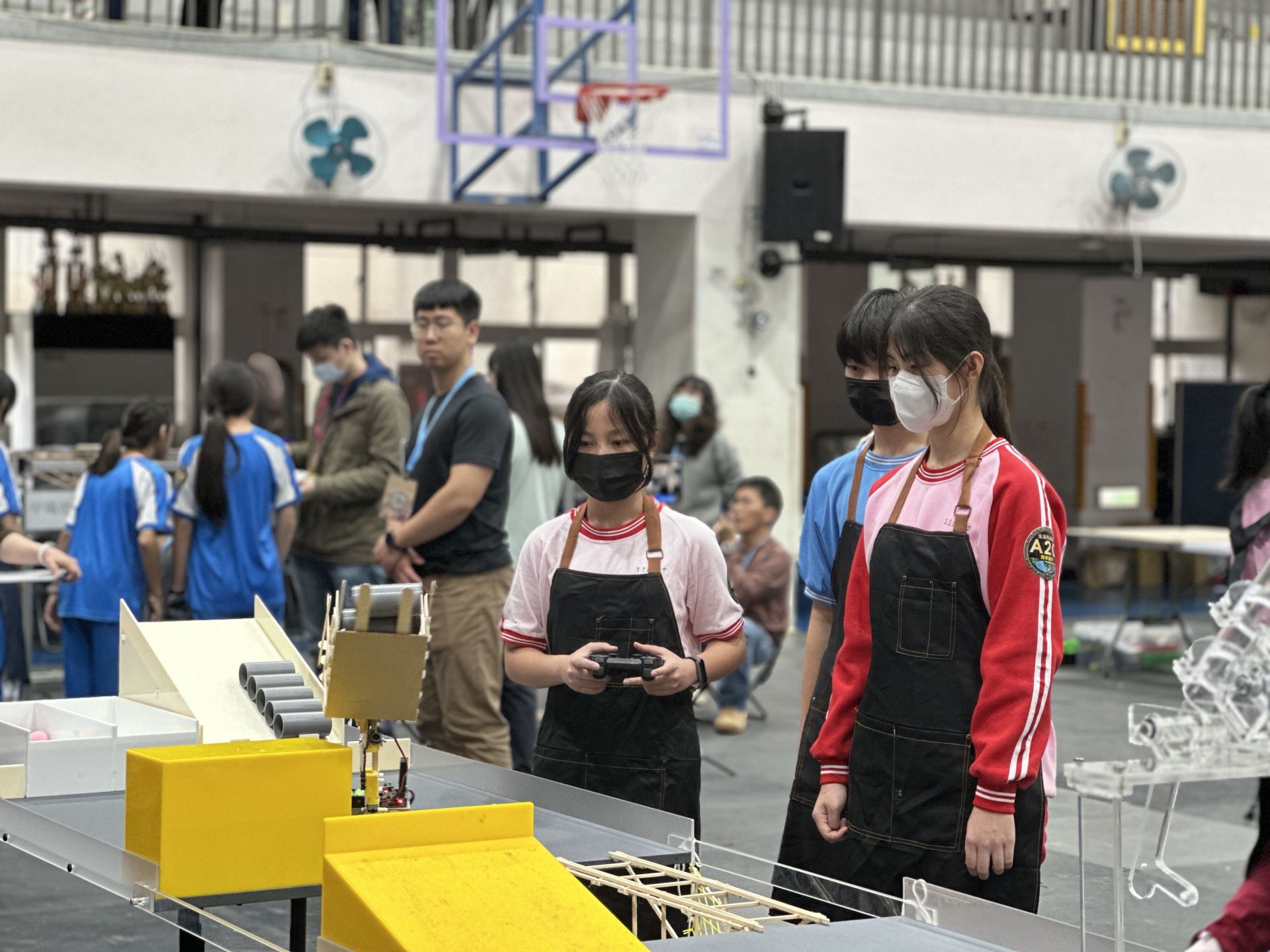 本屆比賽全市共15校25組國中隊伍挑戰創意極限,演繹災後救援新藍圖。