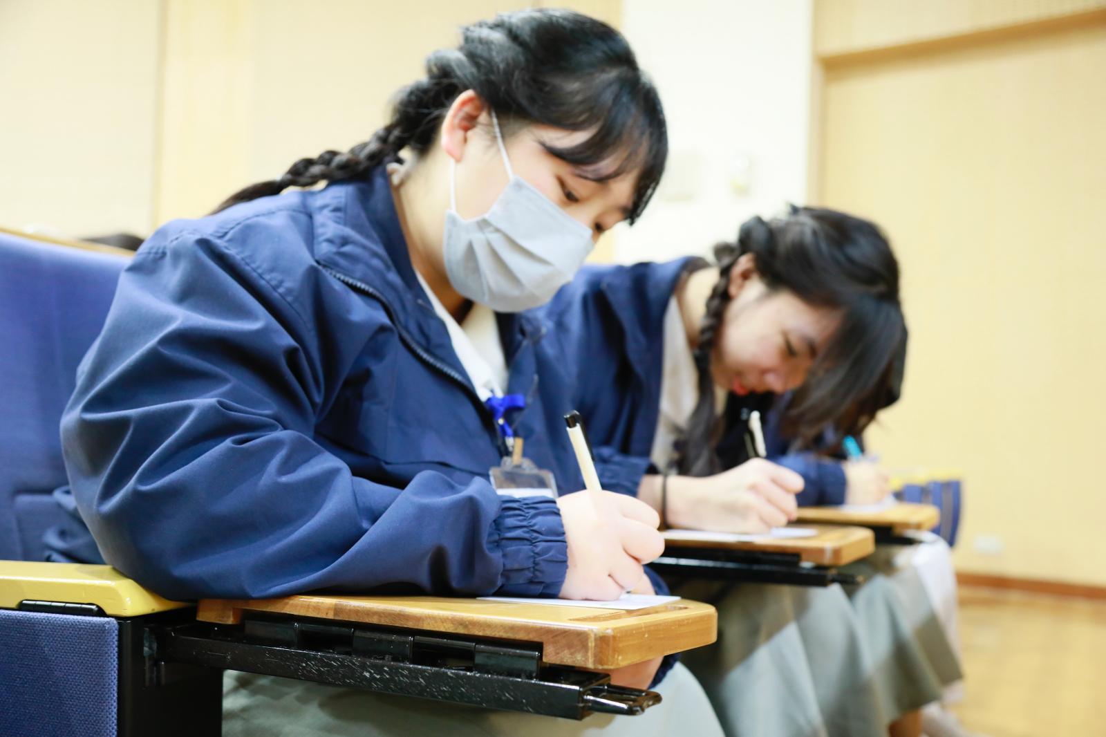 「天堂的媽媽」課程引導學員把心中的感動寫成家書