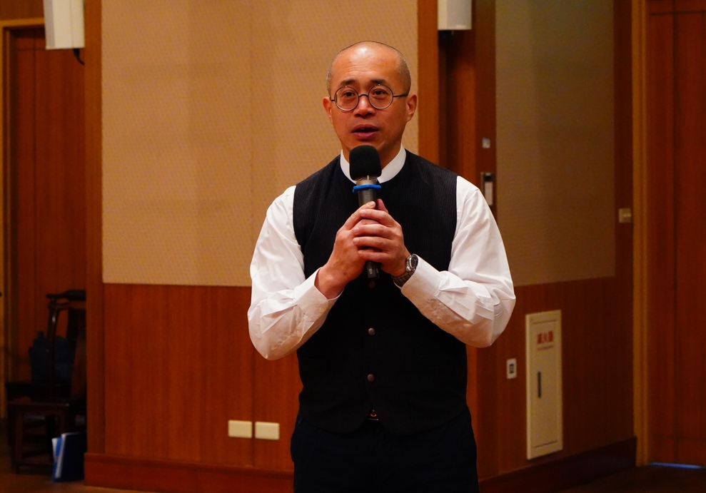 慈濟人文志業中心《高僧傳》系列叢書總編輯賴志銘表示,此次出版《高僧傳》不僅記錄歷代高僧的生平事蹟,更深入探討其思想傳承及對後世的影響,為佛教歷史文化留存珍貴史料。