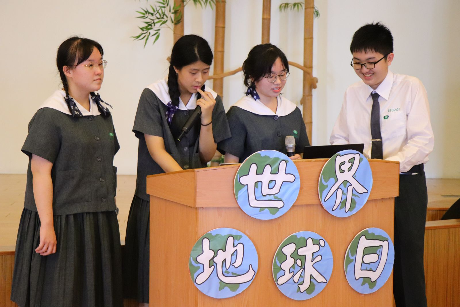 這次活動由高三學生主要規劃,透過再生能源及環境議題為出題方向,期待藉由活動提高環保意識。