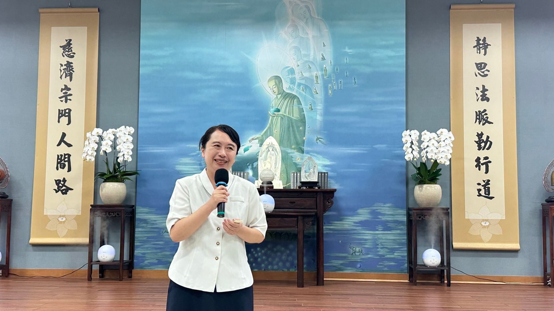 校長表示一代代師長與校友愛的傳承與的連結,是慈中最美的精神