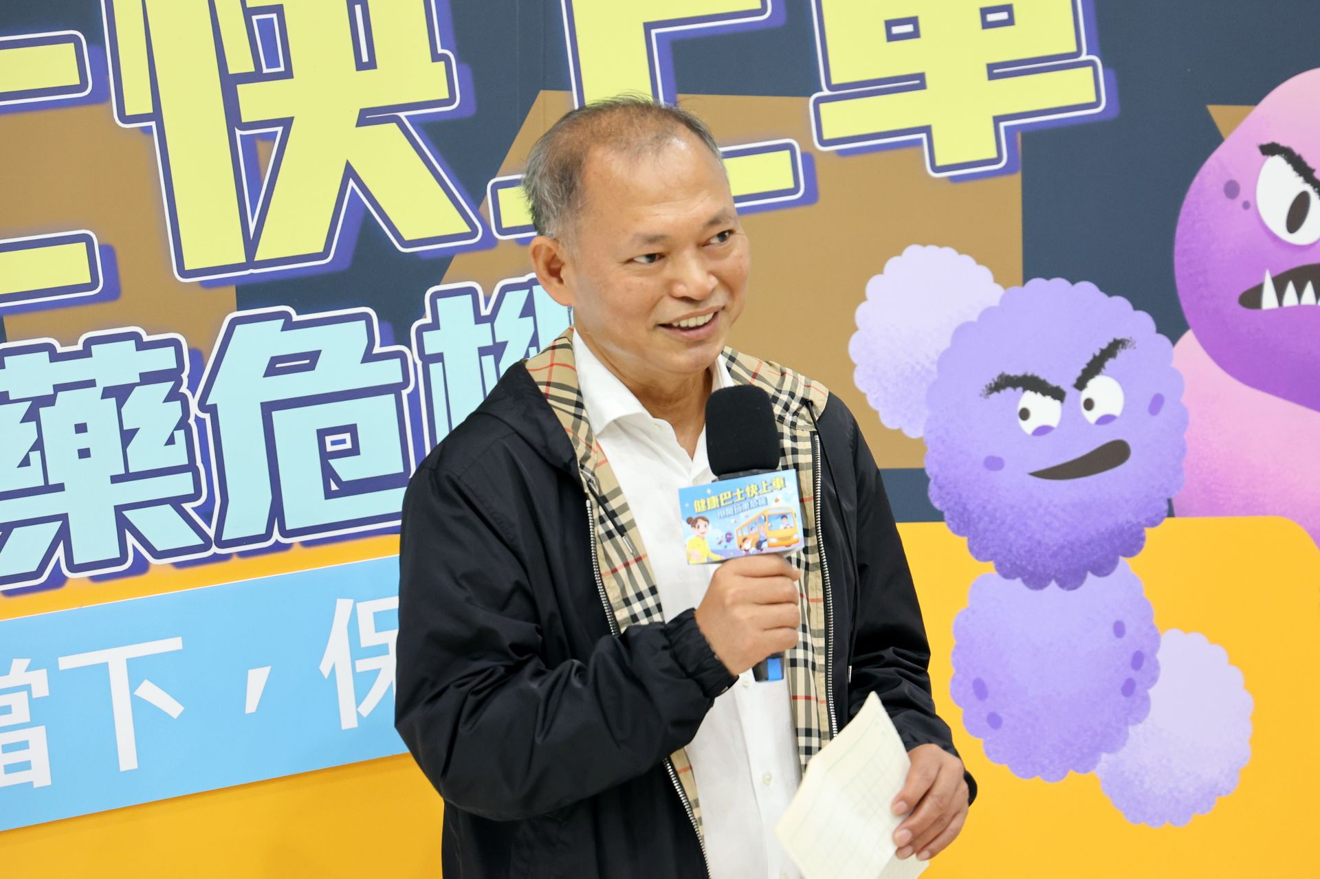 花蓮醫師公會理事長周朝雄表示,醫師是守住抗藥性防治的第一線,必須慎用抗生素,避免不必要的處方。
