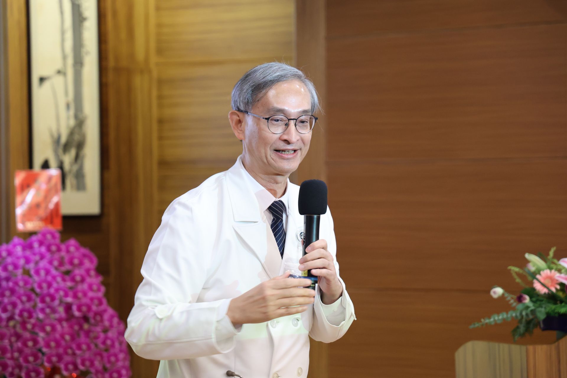 在院長支持下,爭取CAR-T療法在花蓮慈院施行的李啟誠副院長,分享健保首例病友現在復原得相當好。