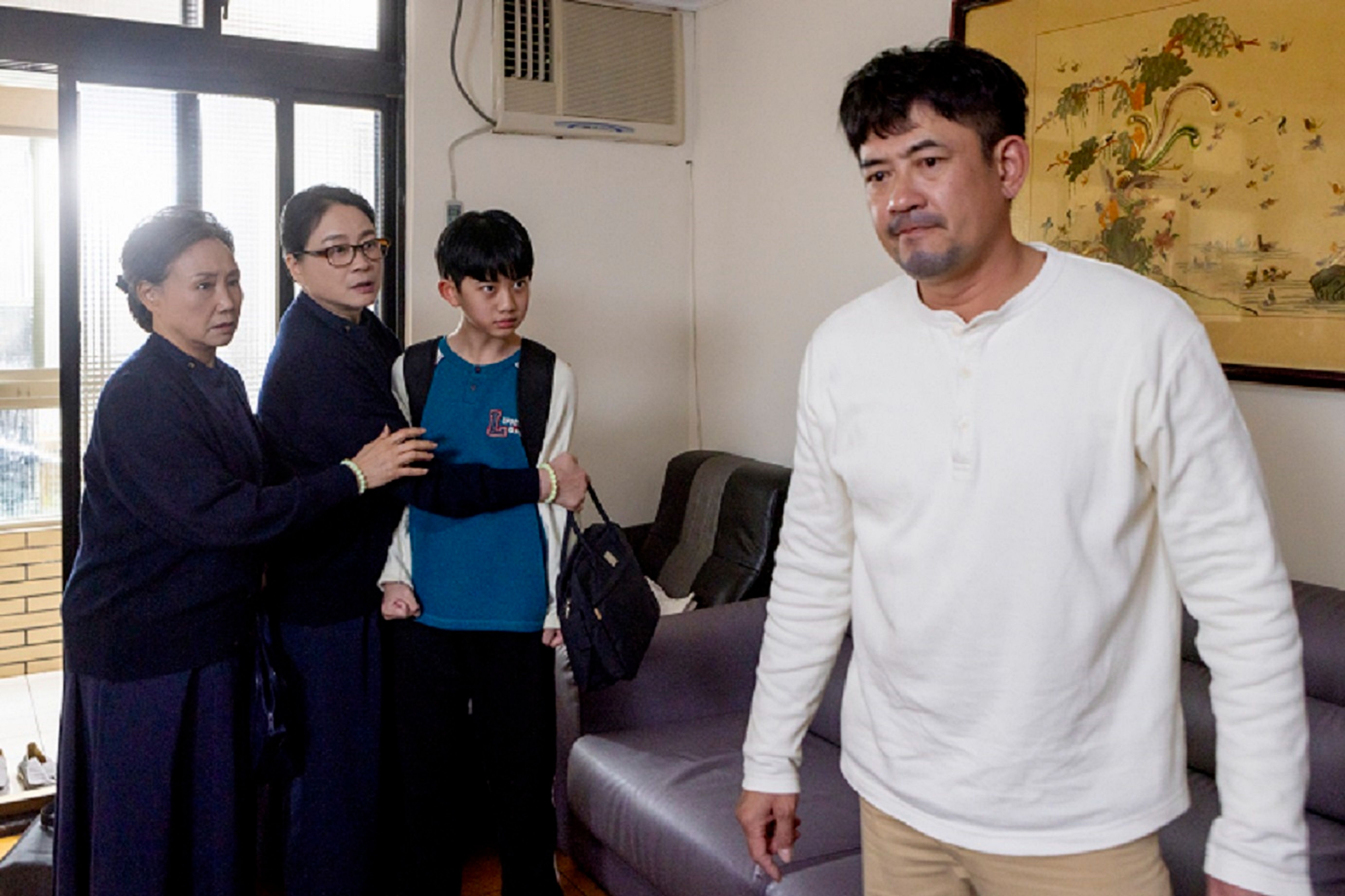 陳少卉被家暴戲來真的,倔強眼神大受讚賞。