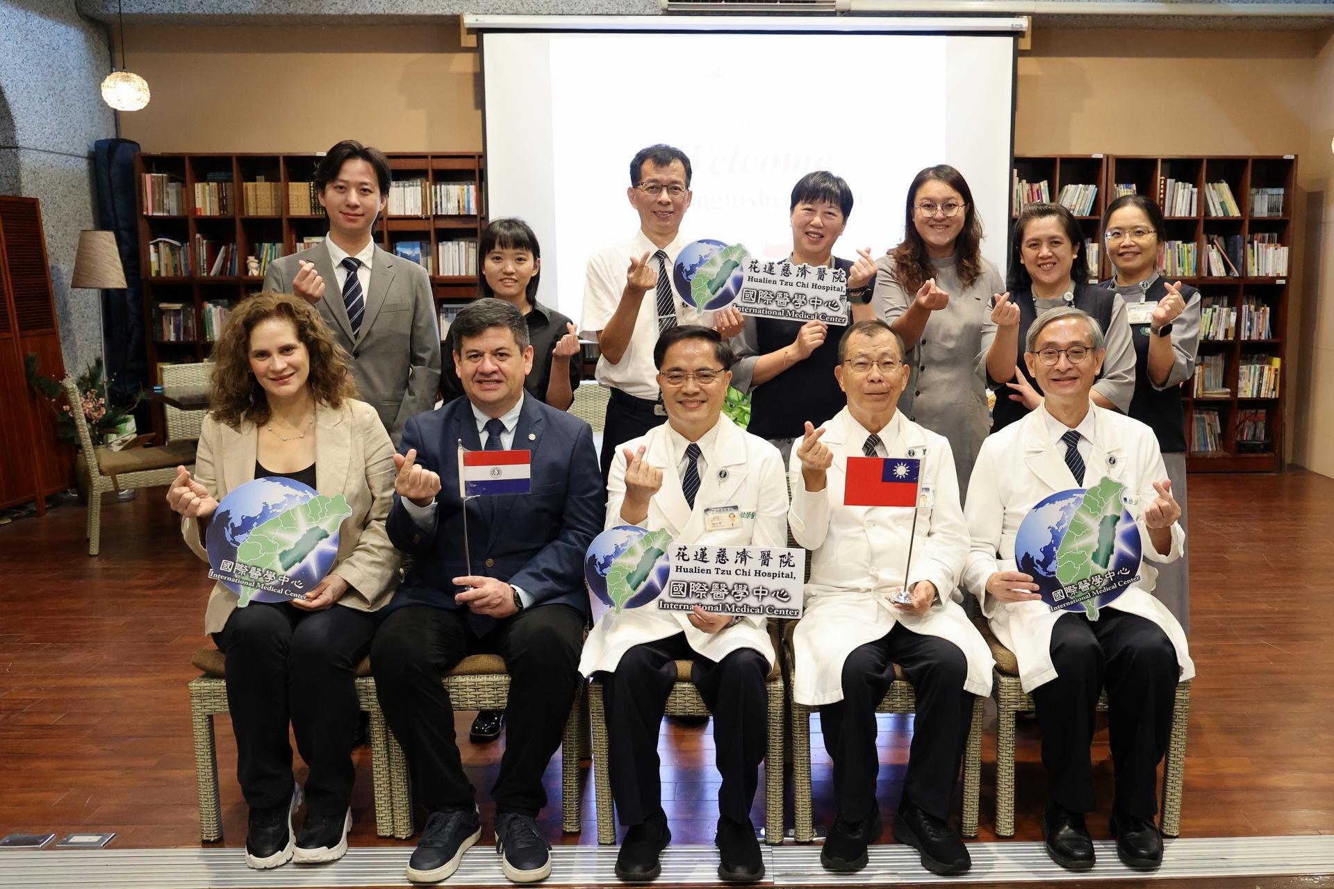 國際合作發展基金會(國合會)與友邦巴拉圭衛生福利部代表團,於10月20日在衛生福利部資訊處處長李建璋的推薦下,專程到花蓮慈院及秀林鄉衛生所參訪交流。