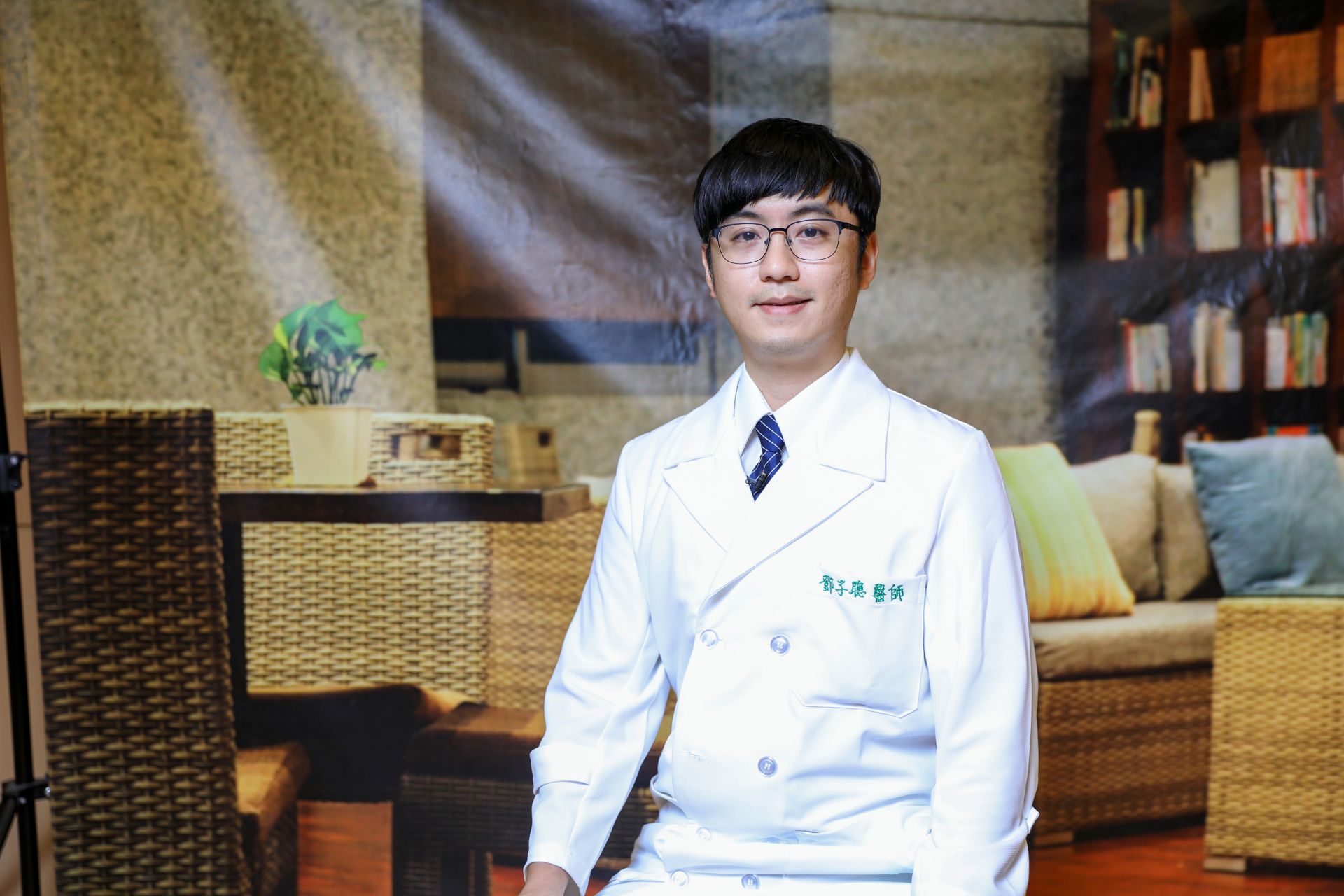 鄧子聰醫師強調，糖尿病腎病變的治療已邁入「四大藥物整合」時代，透過藥物的互補協同，有機會大幅延緩洗腎、降低心血管風險。