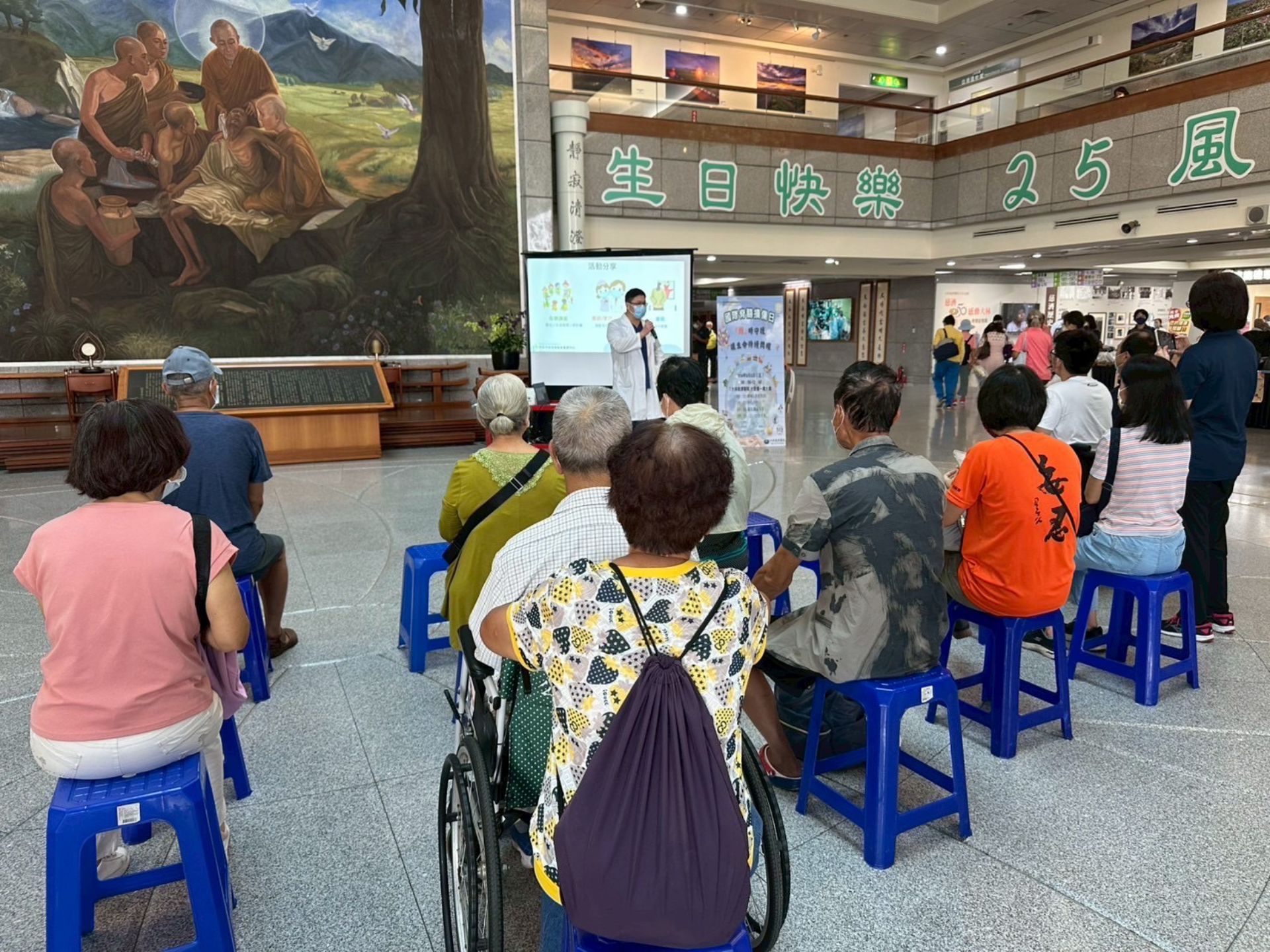 神經外科廖家麟醫師為活動揭開序幕,他表示:「脊髓損傷不只是神經受損,更是人生的一場巨變。