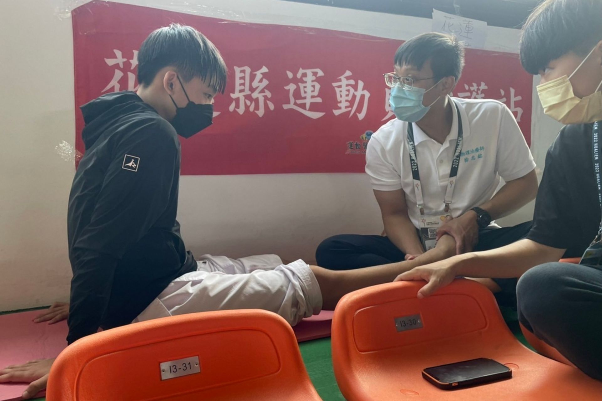 運動醫學中心在運動照護上,年均支援體育賽事20場以上,服務選手逾百人,橫跨全中運、原民運、全國運動會與亞奧運級賽事。