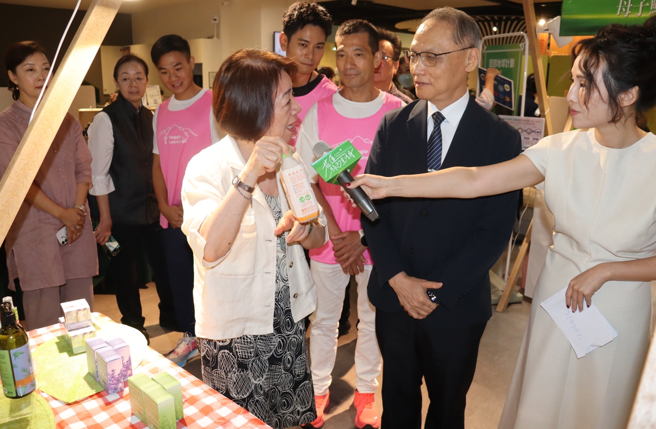 今年的綠色生活月同樣串聯「花蓮友善國際觀光城市—友善蔬食旅店」標章認證計畫,鼓勵旅宿業者提供100%蔬食早餐。