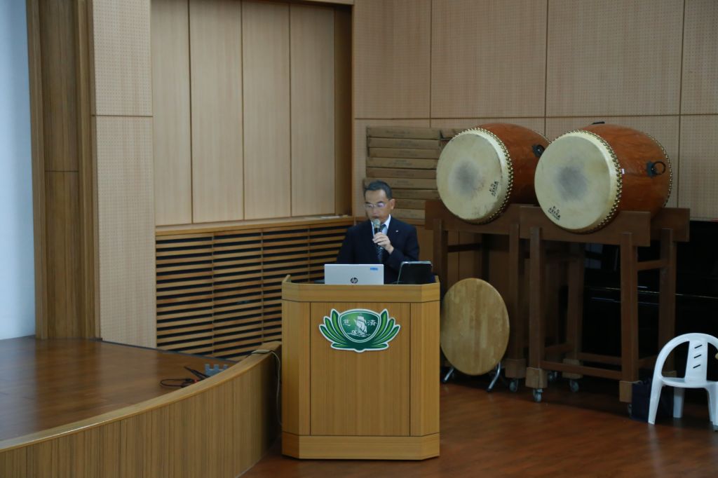 講師戴光輝分享「捐贈階段」,志工陪伴三要素:表格資料正確、時程控管精準、心情安撫到位。
