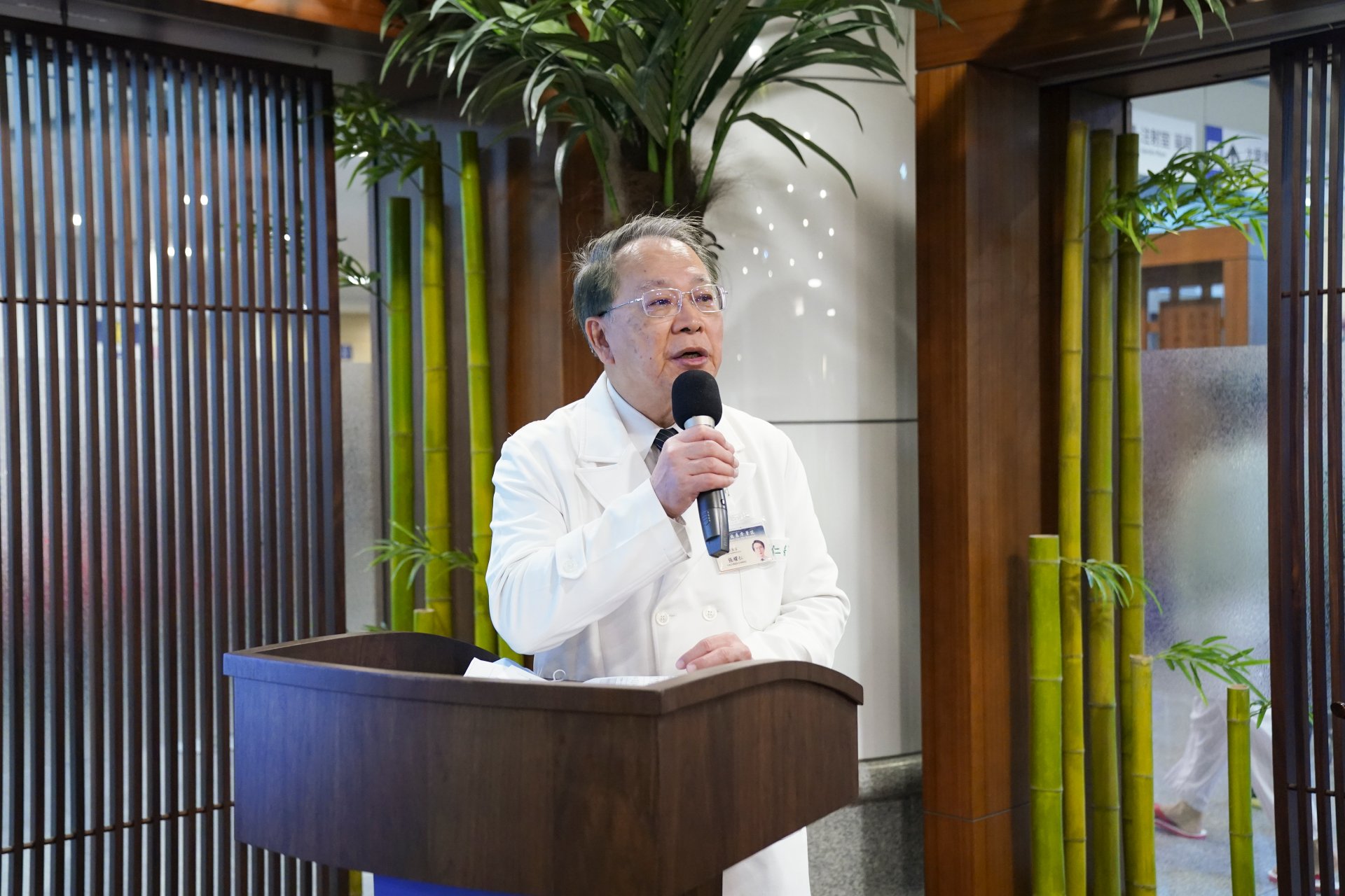 張耀仁副院長致詞歡迎參訪團,盼透過此次交流能促進國際合作。