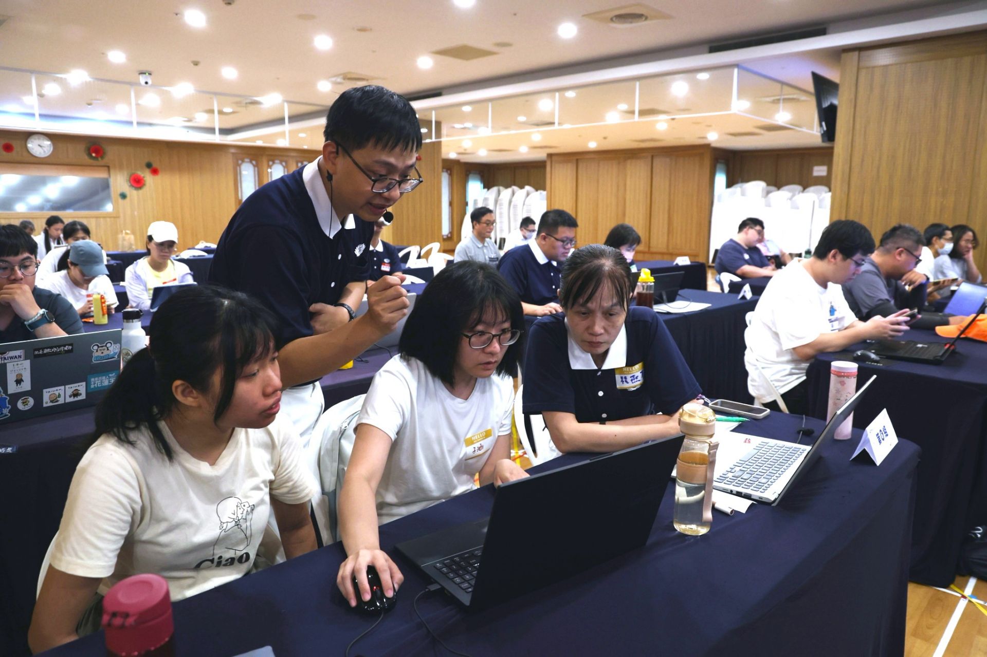 透過情境實戰演練與即時成果分享,引導青年跨越資訊鴻溝,成為支持救災行動最強大的後勤「神盾局」。