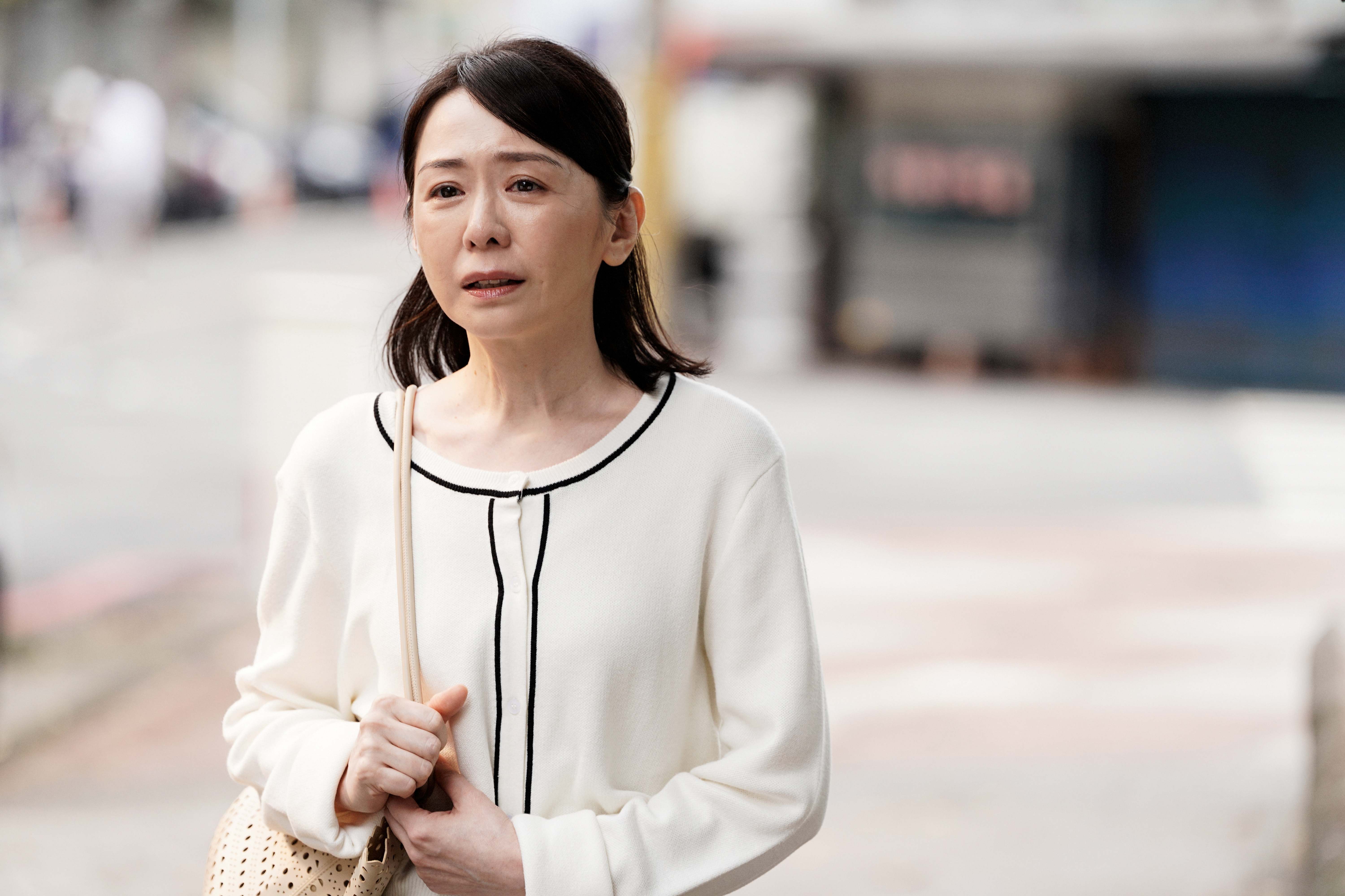 金香（潘儀君飾）彷彿看到當年玉鳳等人正在追著消防車
