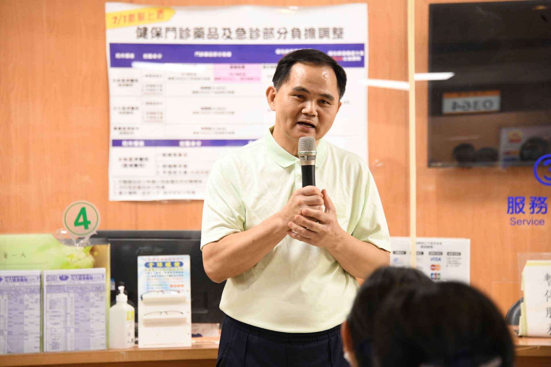 簡瑞騰院長強調,環境的清潔與硬體維護,展現的是對患者的尊重與對生命的疼惜