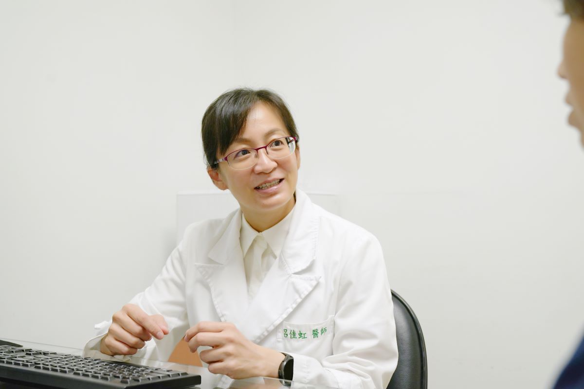 呂佳虹醫師看診示意照。