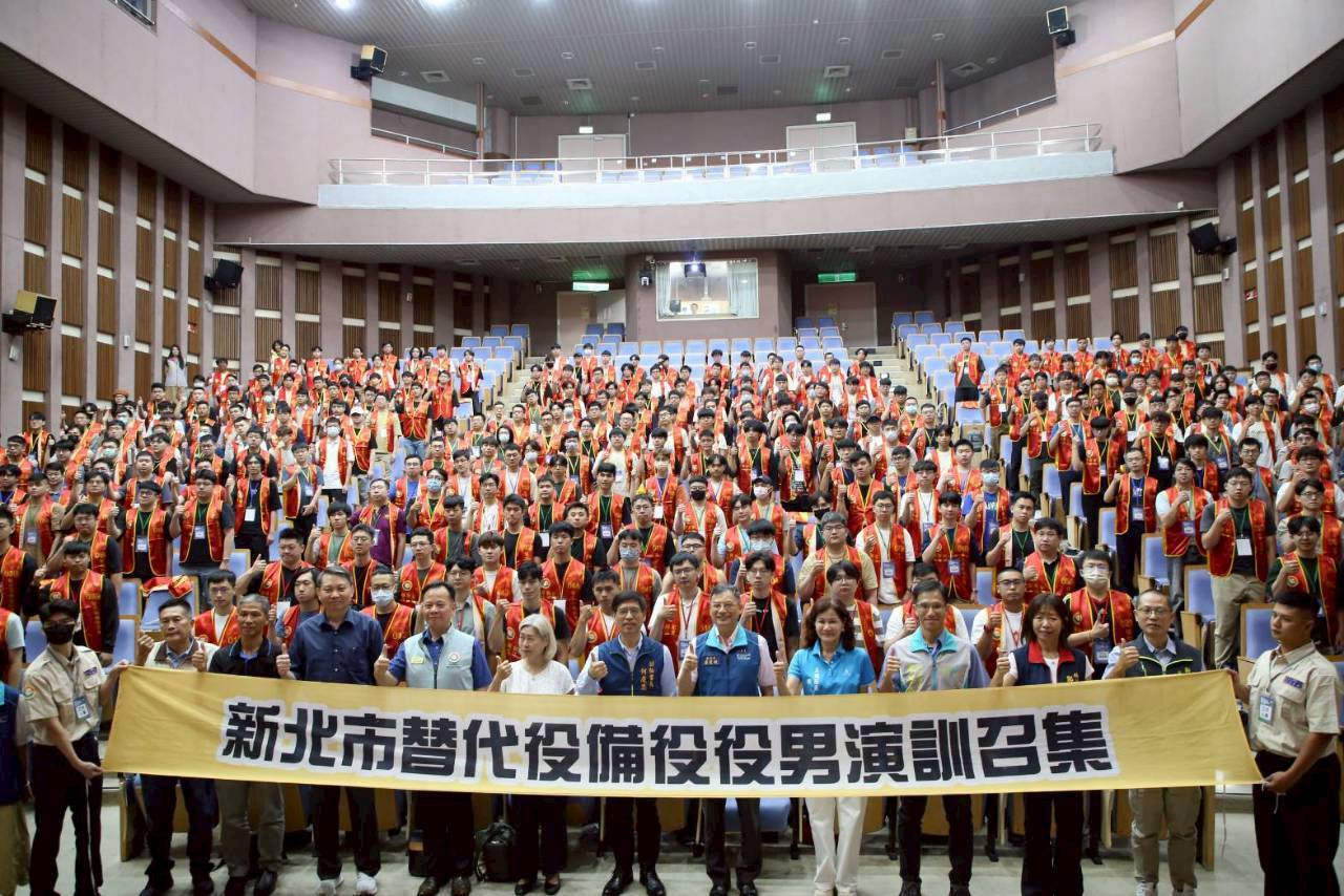 新北市政府於今（2）日在五股勞工活動中心，啟動115年度首場替代役備役役男實施EMT-1（初級救護技術員）繼續教育演訓召集。