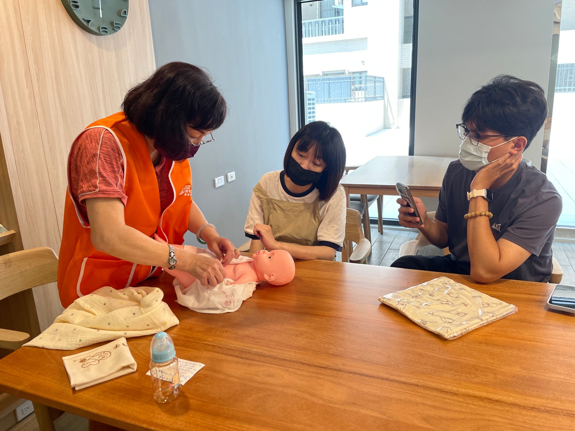 父母共同參與產前育兒指導