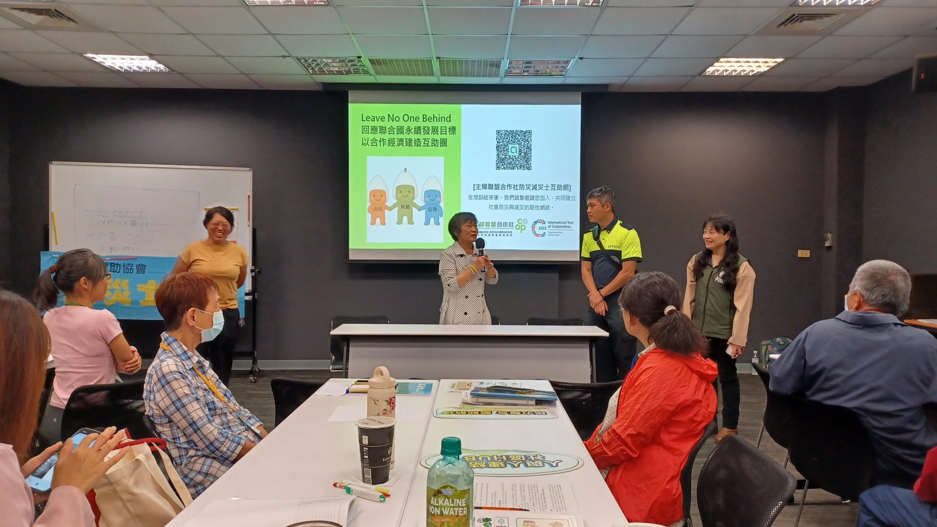 劉世芳部長請新竹市消防局特別講授幼兒CPR