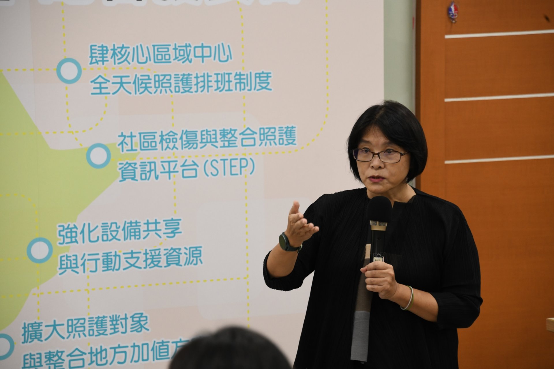 健保署南區業務組韓佩軒組長到場見證勉勵