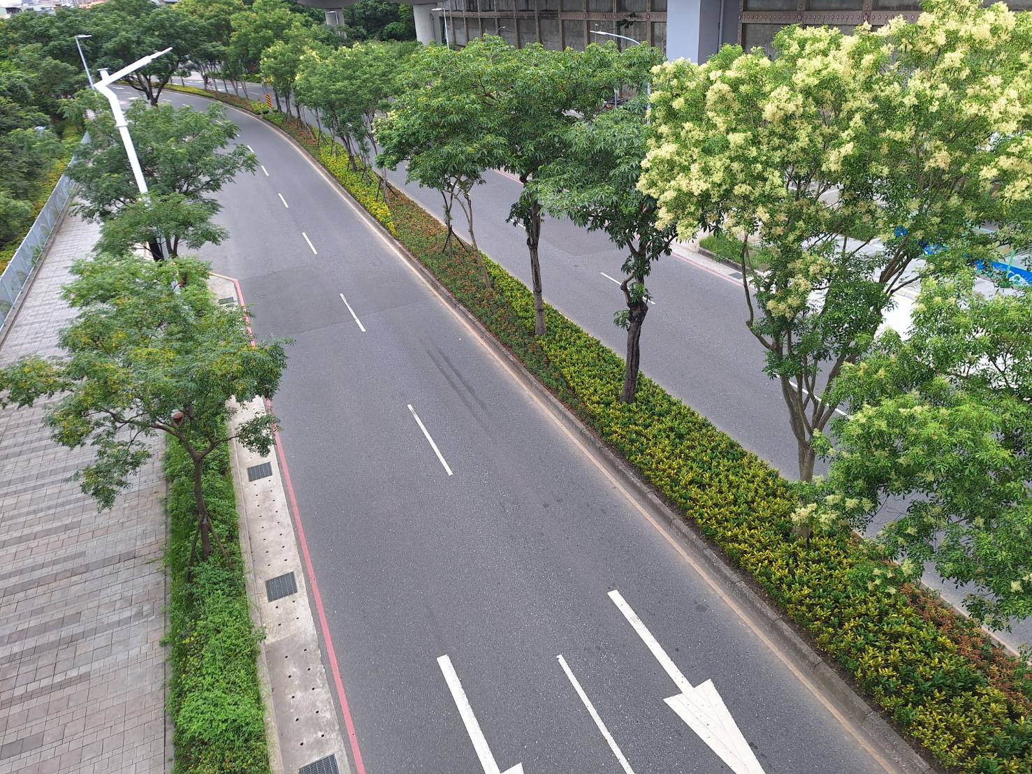 複層式植栽配置