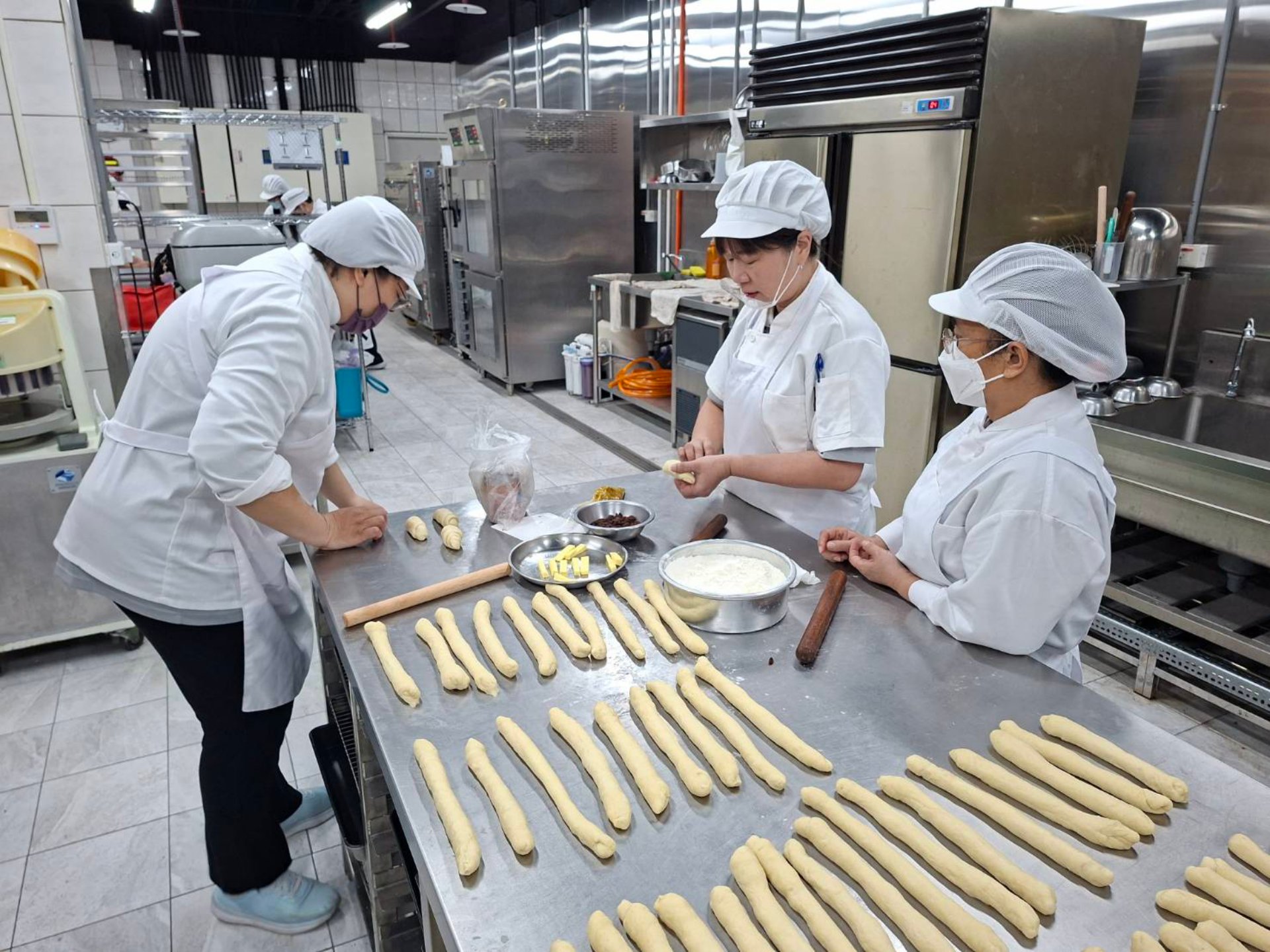 學生主動加碼考取烘焙證照