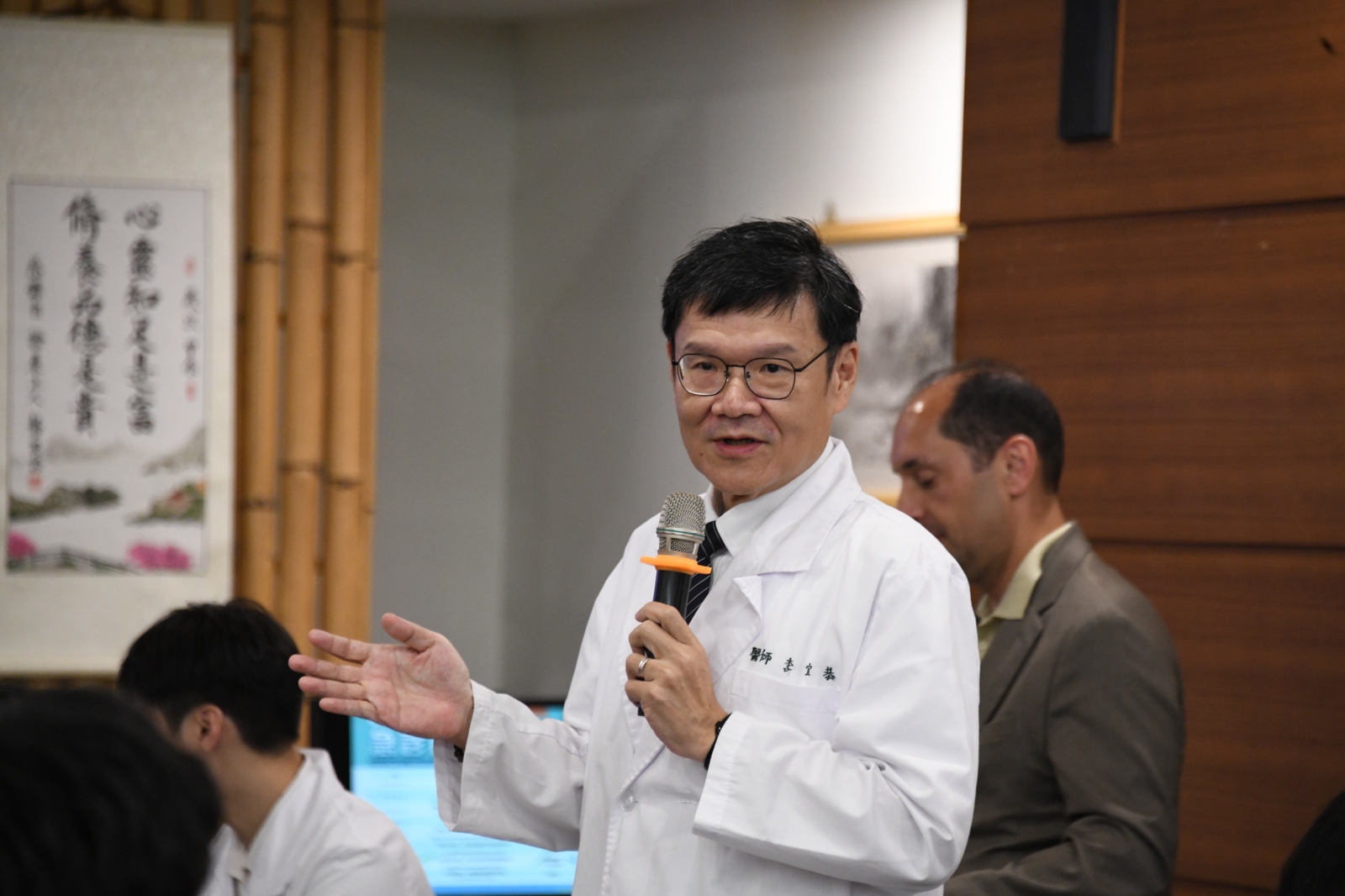 急診部李宜恭主任由衷感謝各界專家不辭辛勞遠從北、南部前來參與