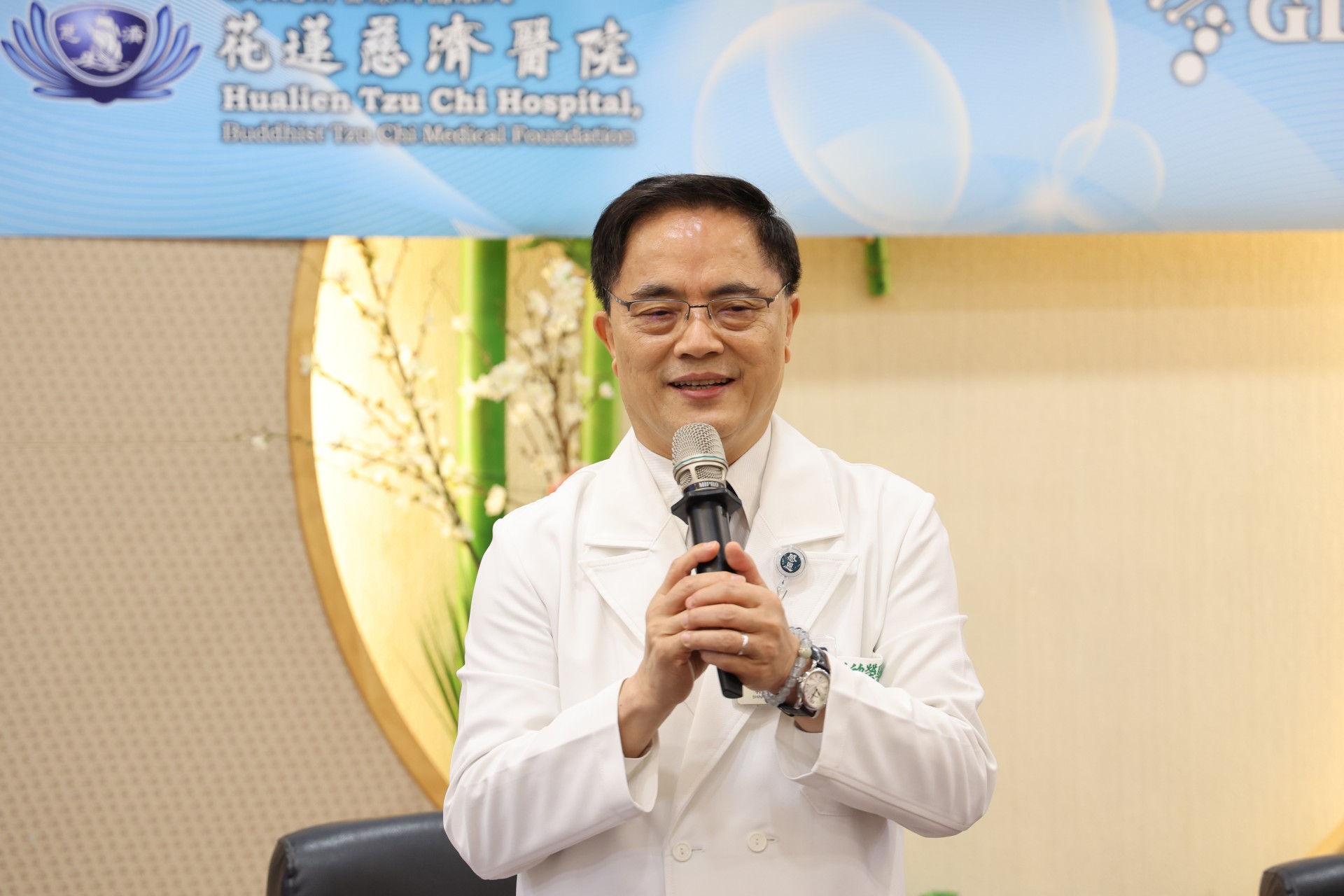林欣榮院長表示,花蓮慈院具備完善的細胞與外泌體製備場域與專業團隊,透過與一曜再生合作,希望共同建立符合國內外規範的外泌體製程與品質管理系統。