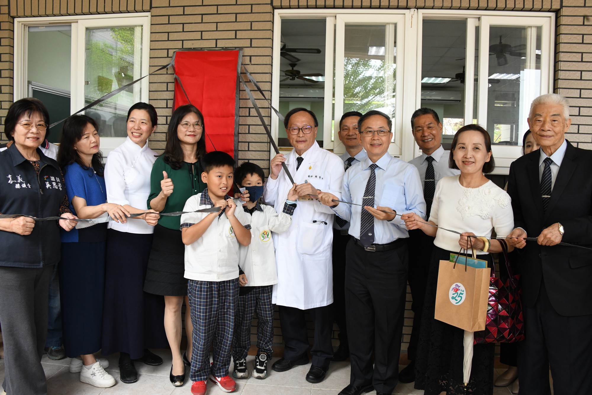 平林國小靜思閱讀書軒啟用揭牌