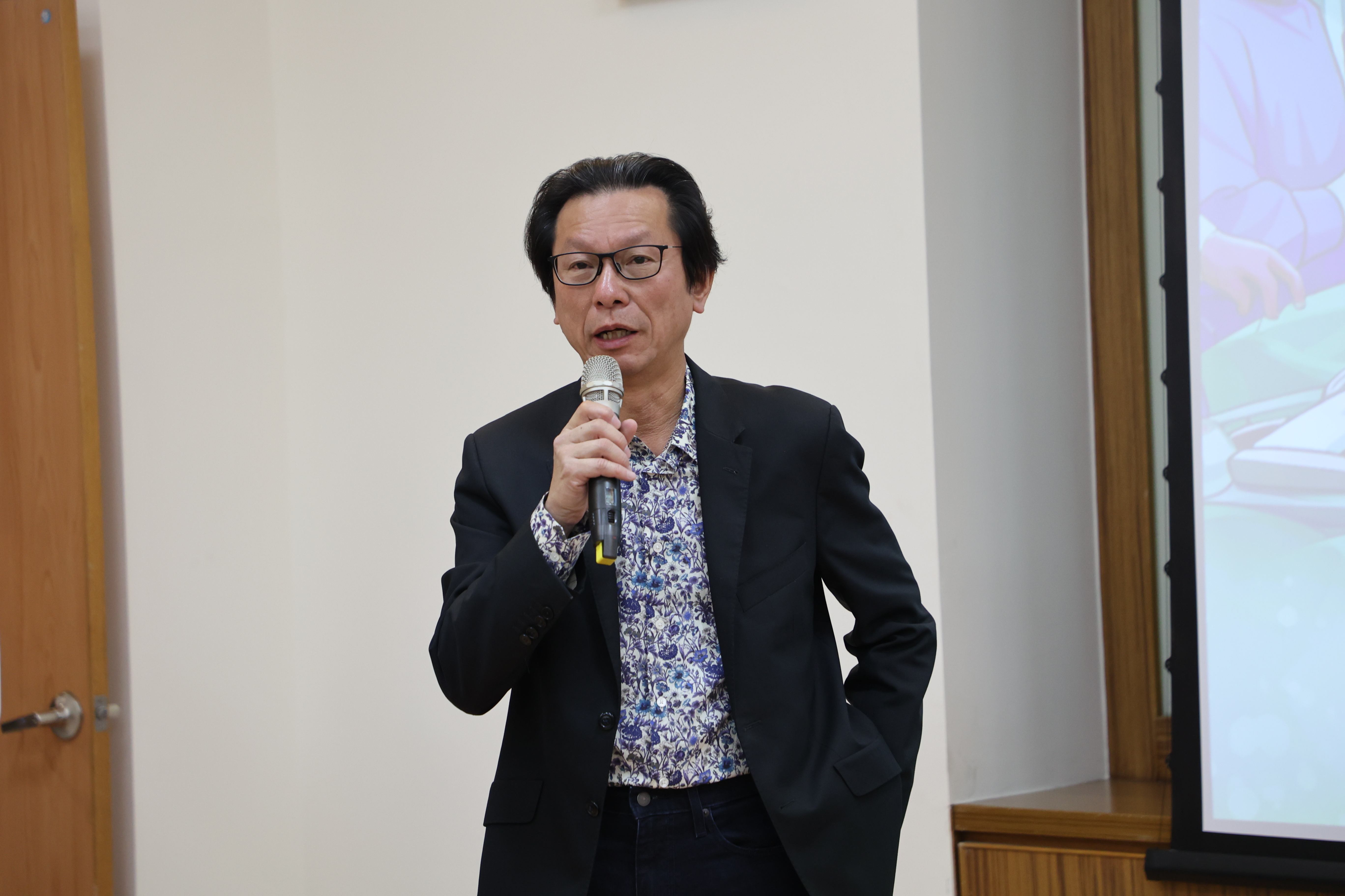 陪伴許多花蓮孩子的兒科醫師「朱爸」,花蓮縣衛生局局長朱家祥也蒞會致詞。