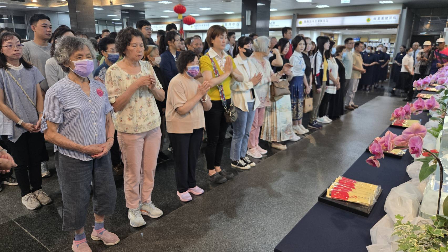 南投慈濟5月4日在南投縣政府舉行浴佛典禮。
