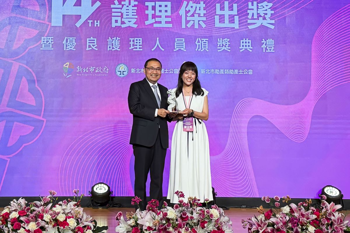陳芷薇副護理長感謝有團隊與自己並肩努力。