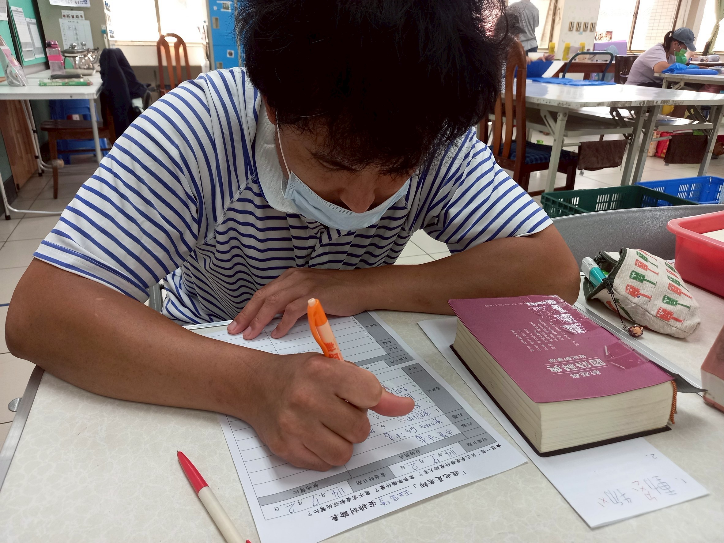 活動前和教保員安排討論教課內容