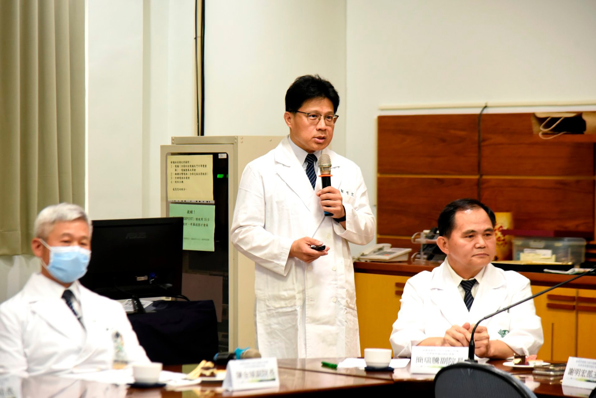大林慈濟醫院骨科部主任謝明宏分享醫院對骨質疏鬆治療的成效。