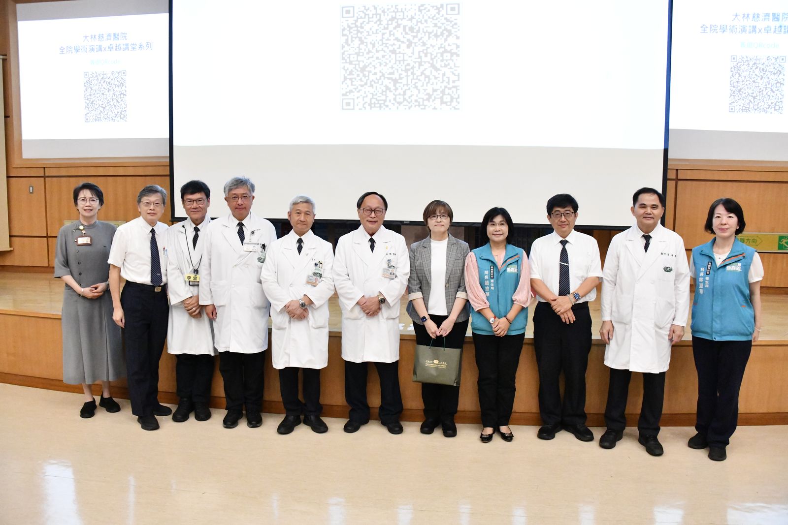 劉越萍與大林慈濟醫院分享面對全球氣候變遷、高齡化社會及新興傳染病等多重挑戰，醫療院所的永續轉型與韌性建構已成當務之急。