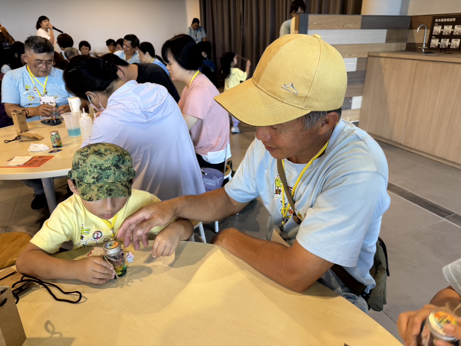 家扶推展家庭寄養服務已逾四十年,為遭遇家庭變故的孩子提供重要支持
